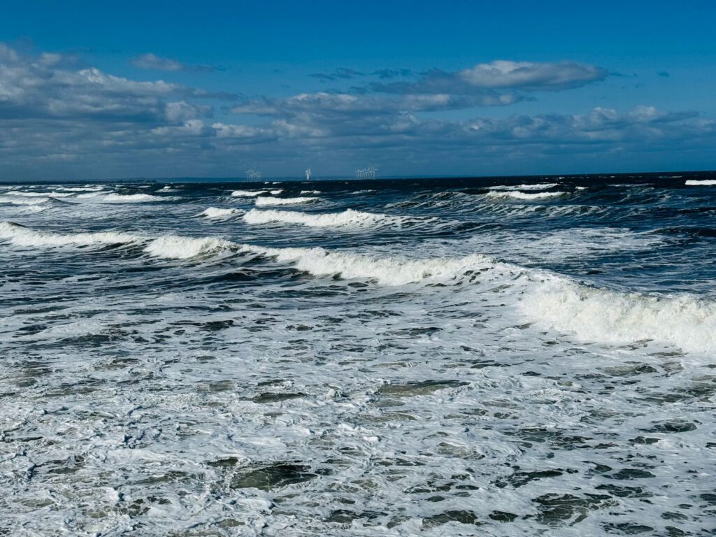 cambia el color del mar según el lugar y el momento del día
